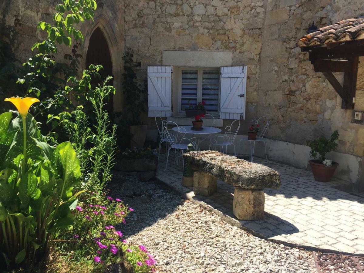 לינה וארוחת בוקר Saint-Pey-de-Castets Le Prieure מראה חיצוני תמונה